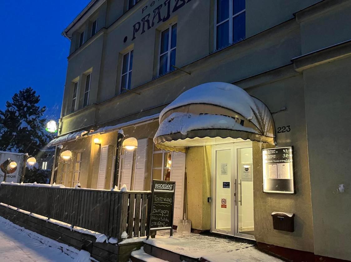 Penzion Prajzko, Hronov Buitenkant foto